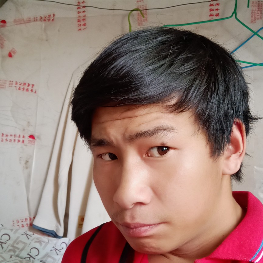 奋斗蹙眉歌曲的照片