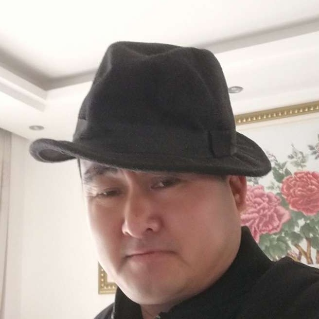 刘成阳的照片