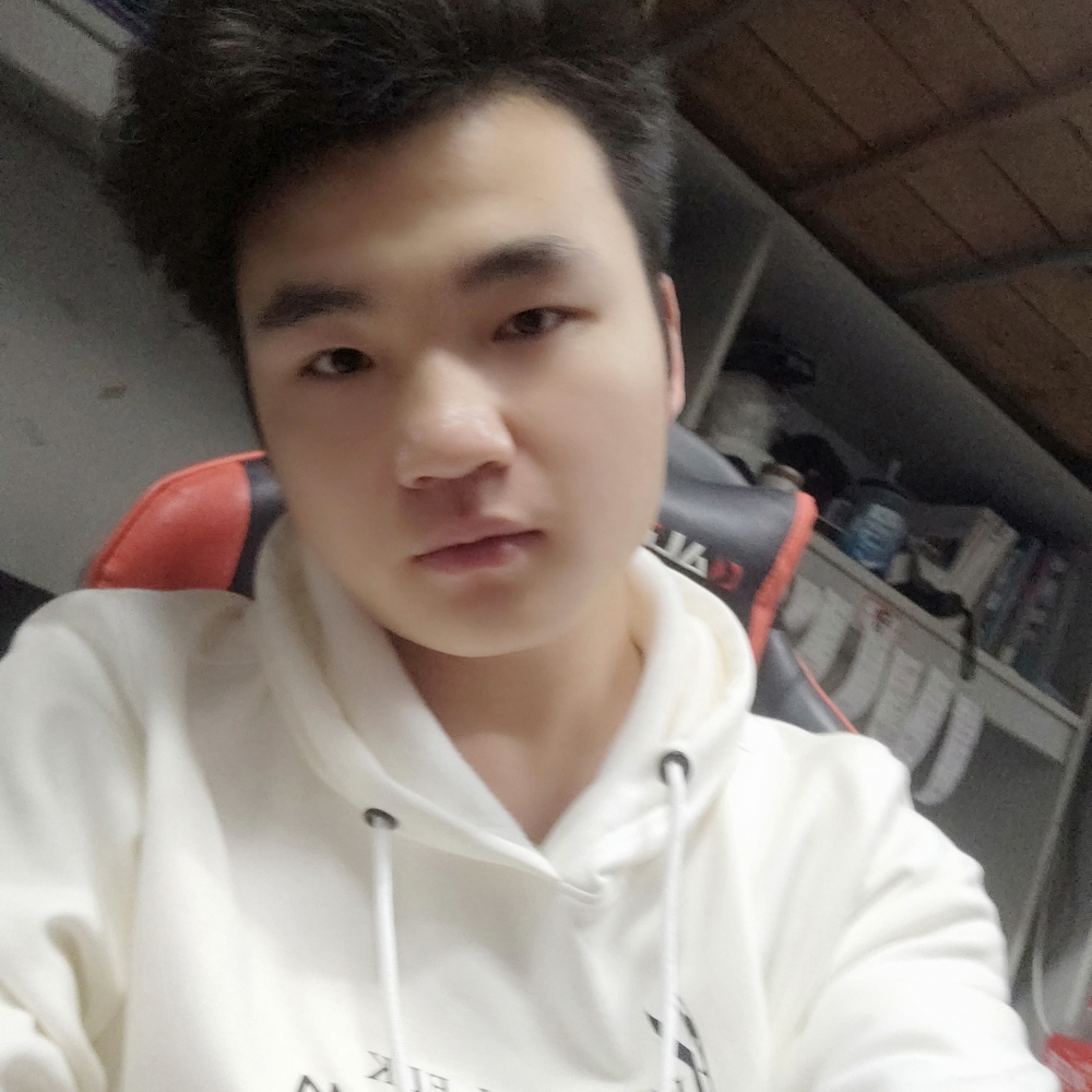 如梦笑无垠的照片