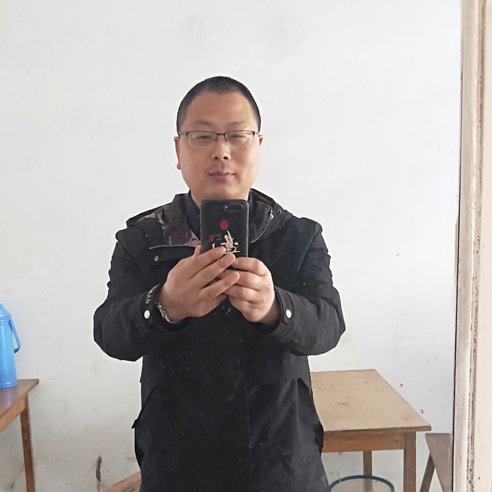 平凡王者的照片