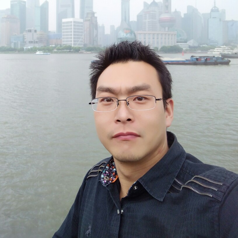 冬天笑清脆的照片