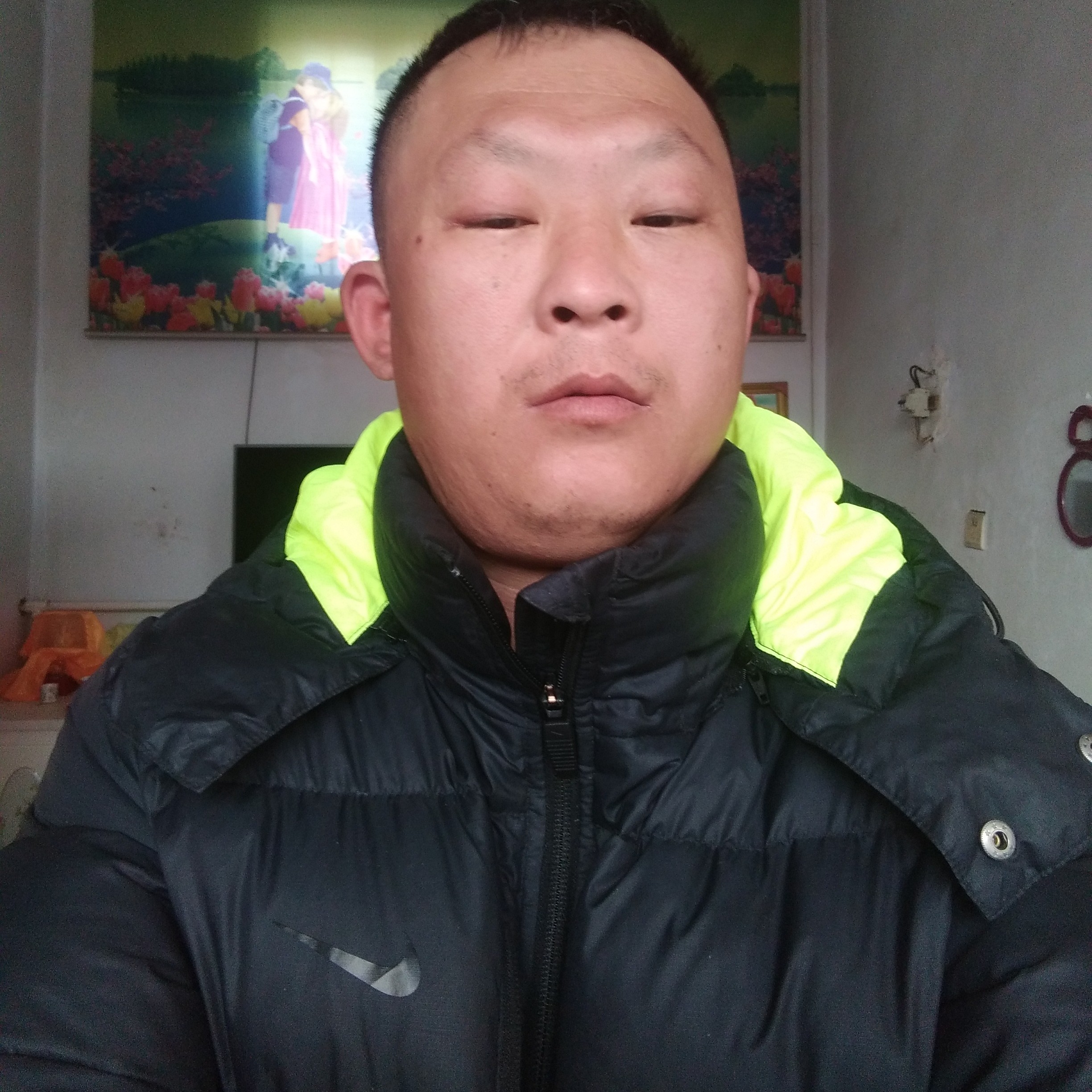 神勇蹁跹涟漪的照片