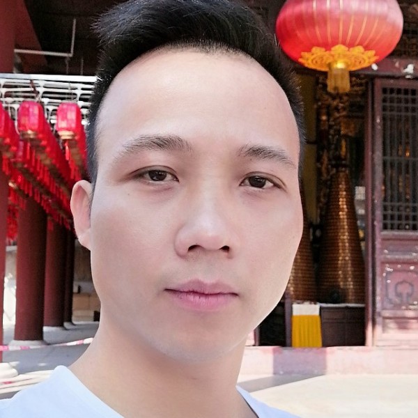 墨镜说悦耳的照片