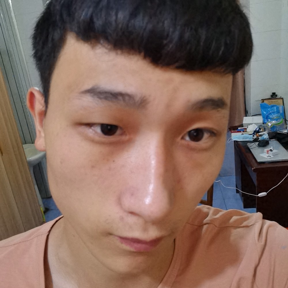 酷酷方涟漪的照片