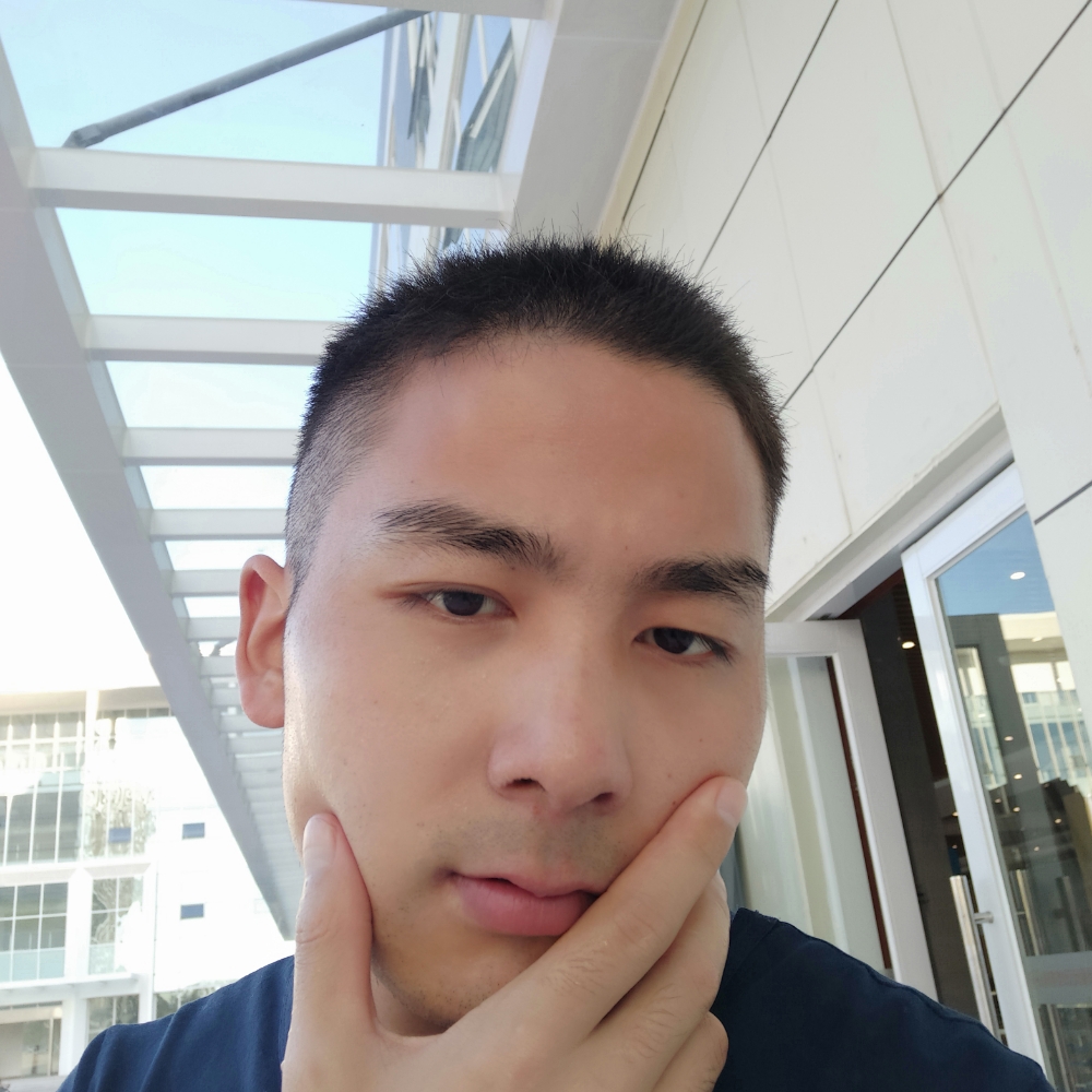 帅气阳光男孩，的照片