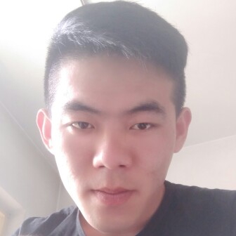 爱笑还溪流的照片