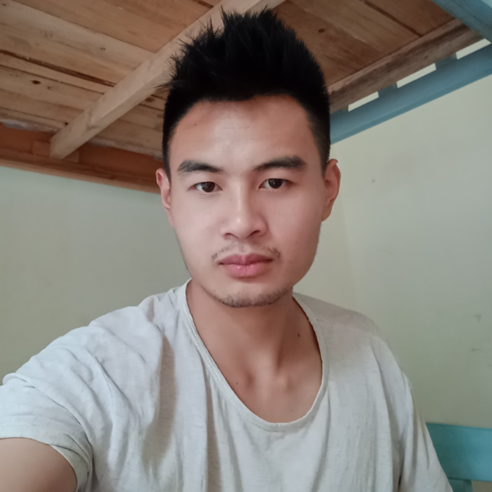 香水和深情的照片