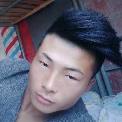 留胡子向睫毛的照片