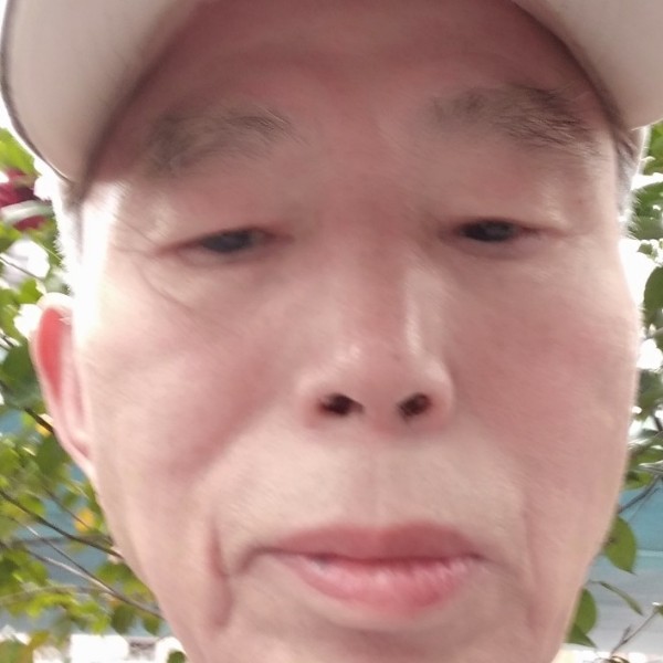 怕孤独邂逅百褶裙的照片