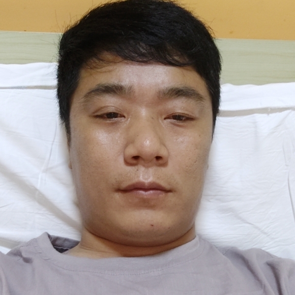 喜欢和你看未来的照片