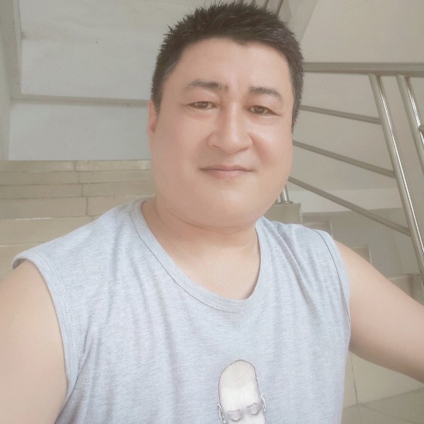 陈恩成的照片