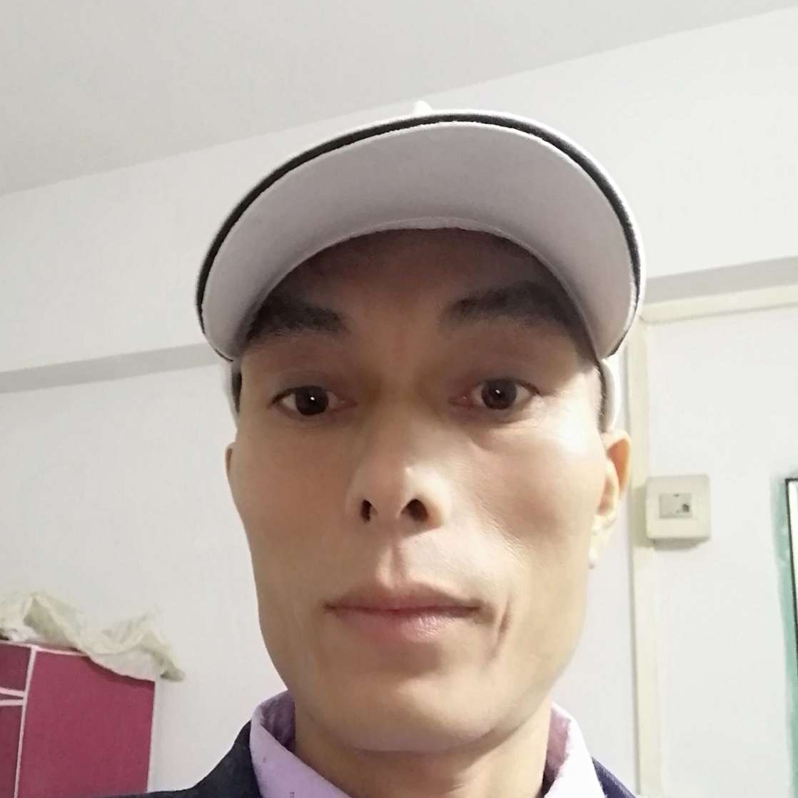 帆布鞋深拥流年的的照片