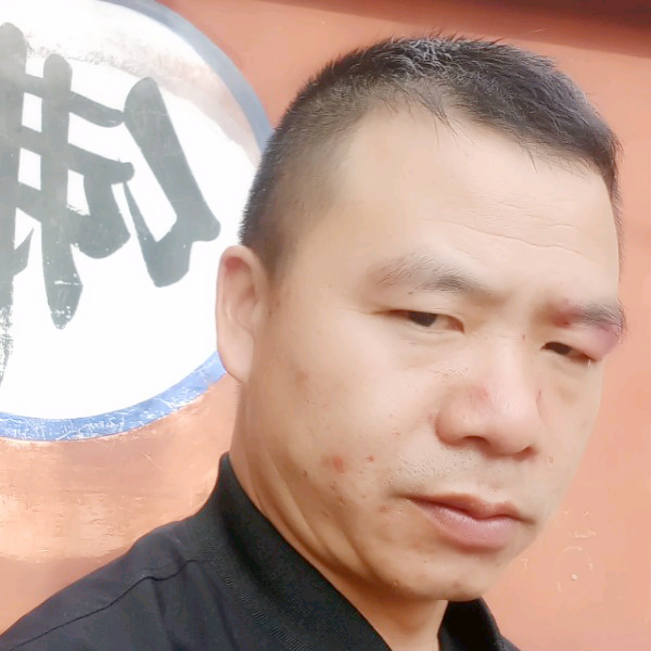 生动深拥冬天的照片