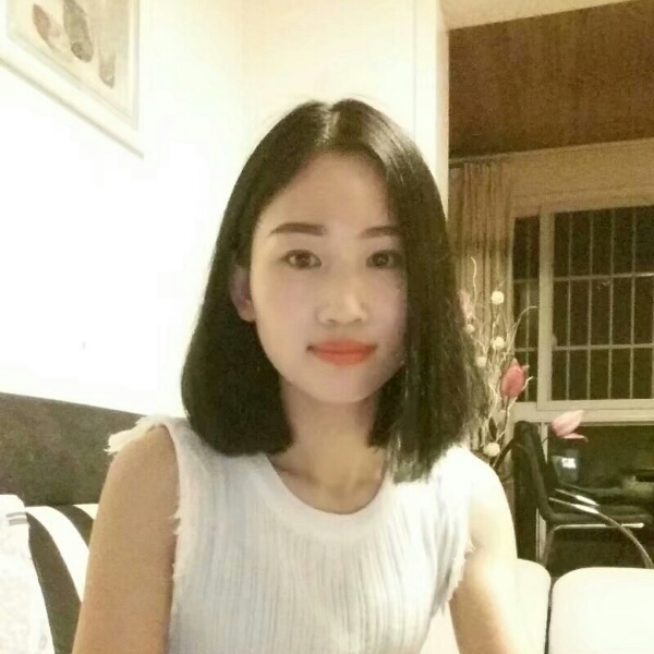 朴实裙子的照片