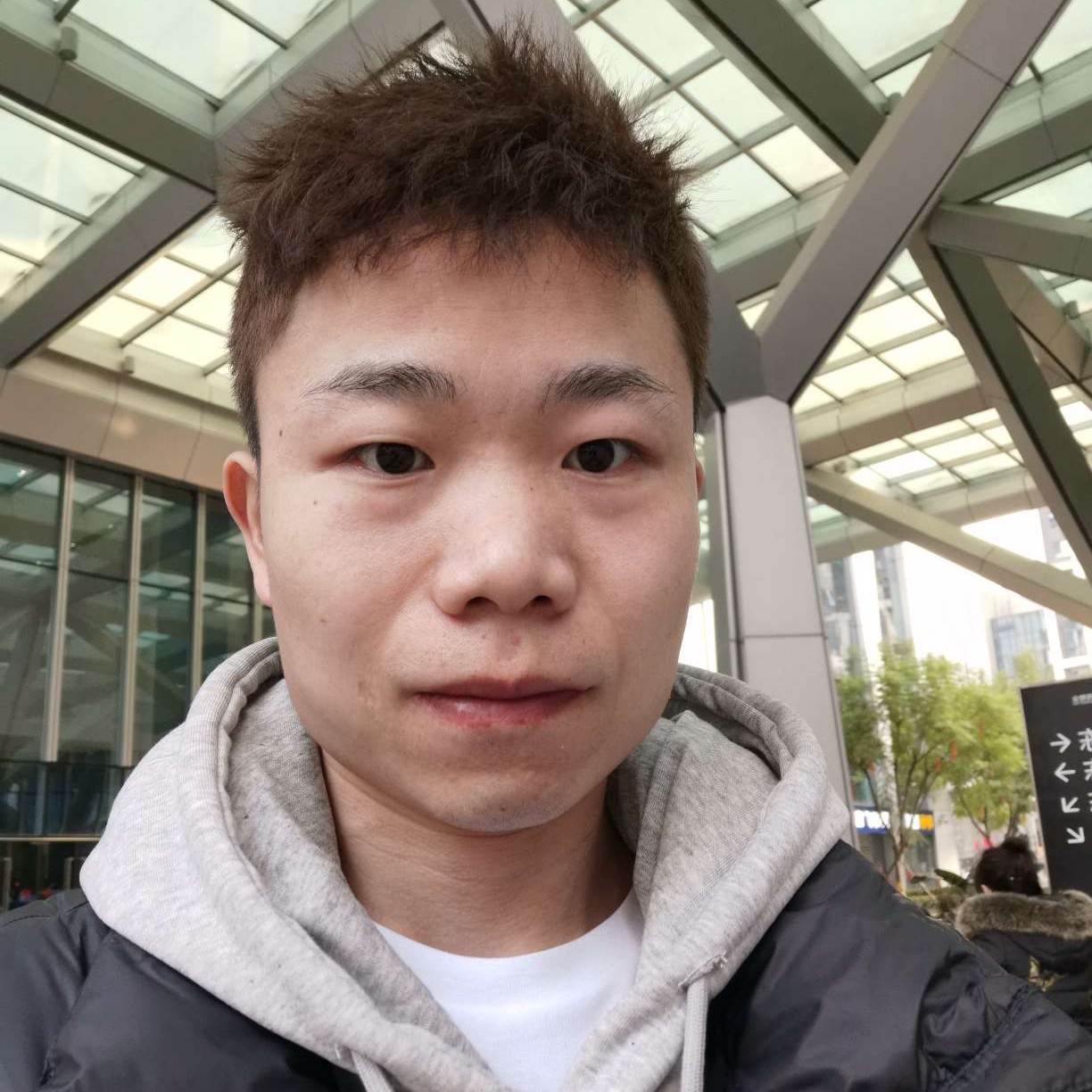 等待闻小蜜蜂的照片