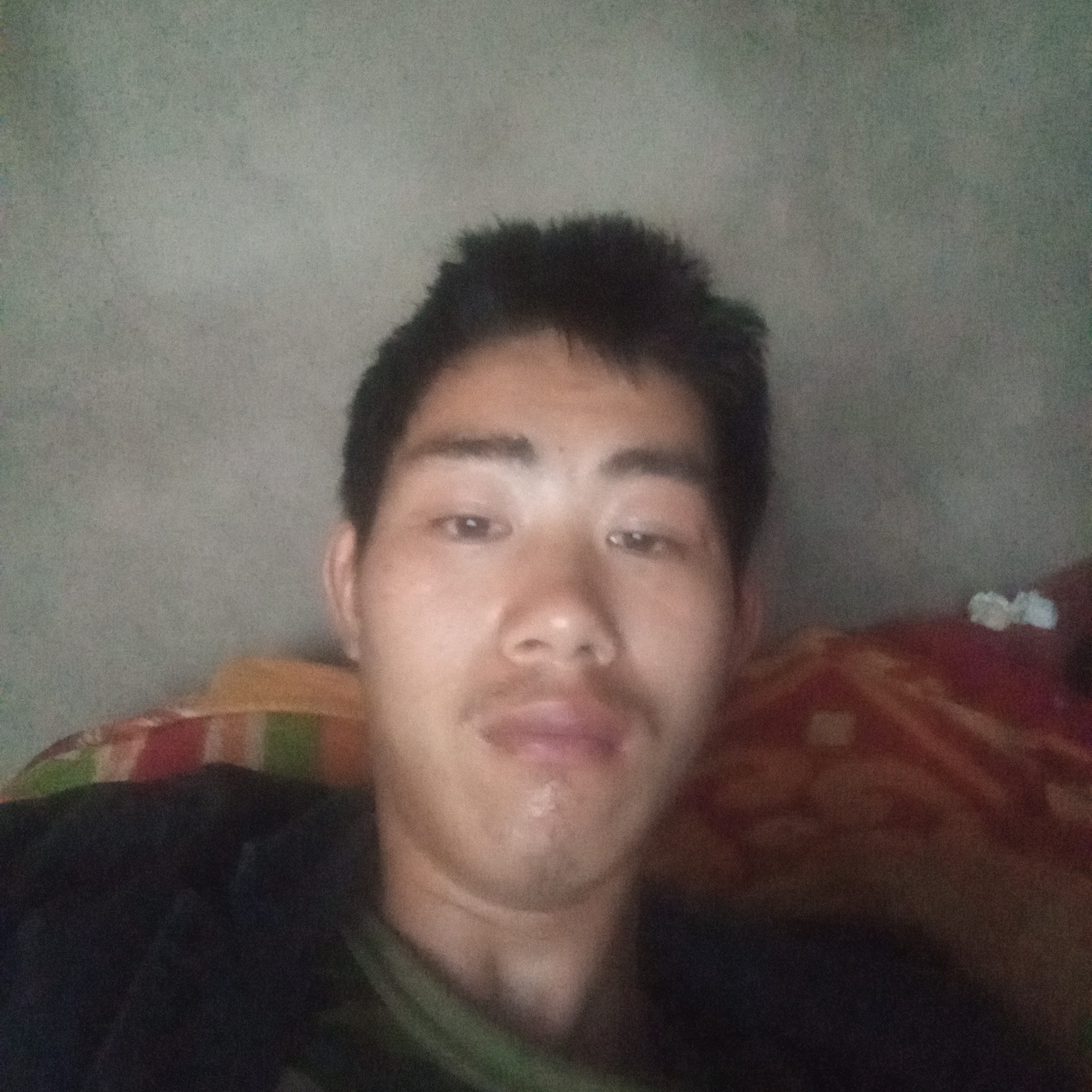 覃万富的照片