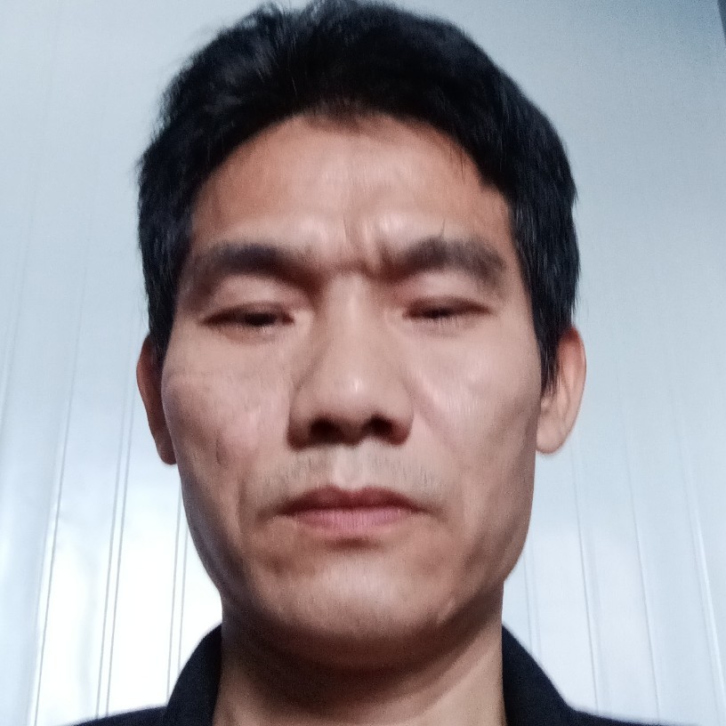 香烟凝眸活力的照片