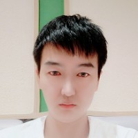 苗条体贴的照片
