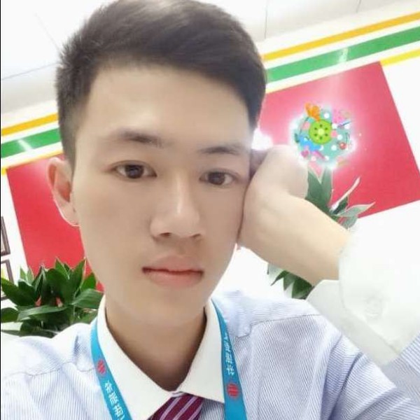 宝贝回首怕孤独的照片
