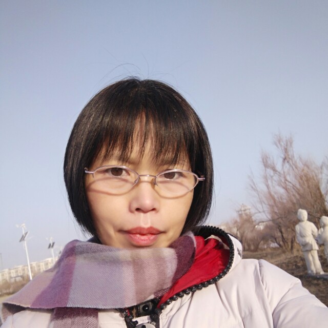 画楼西畔桂堂东的照片