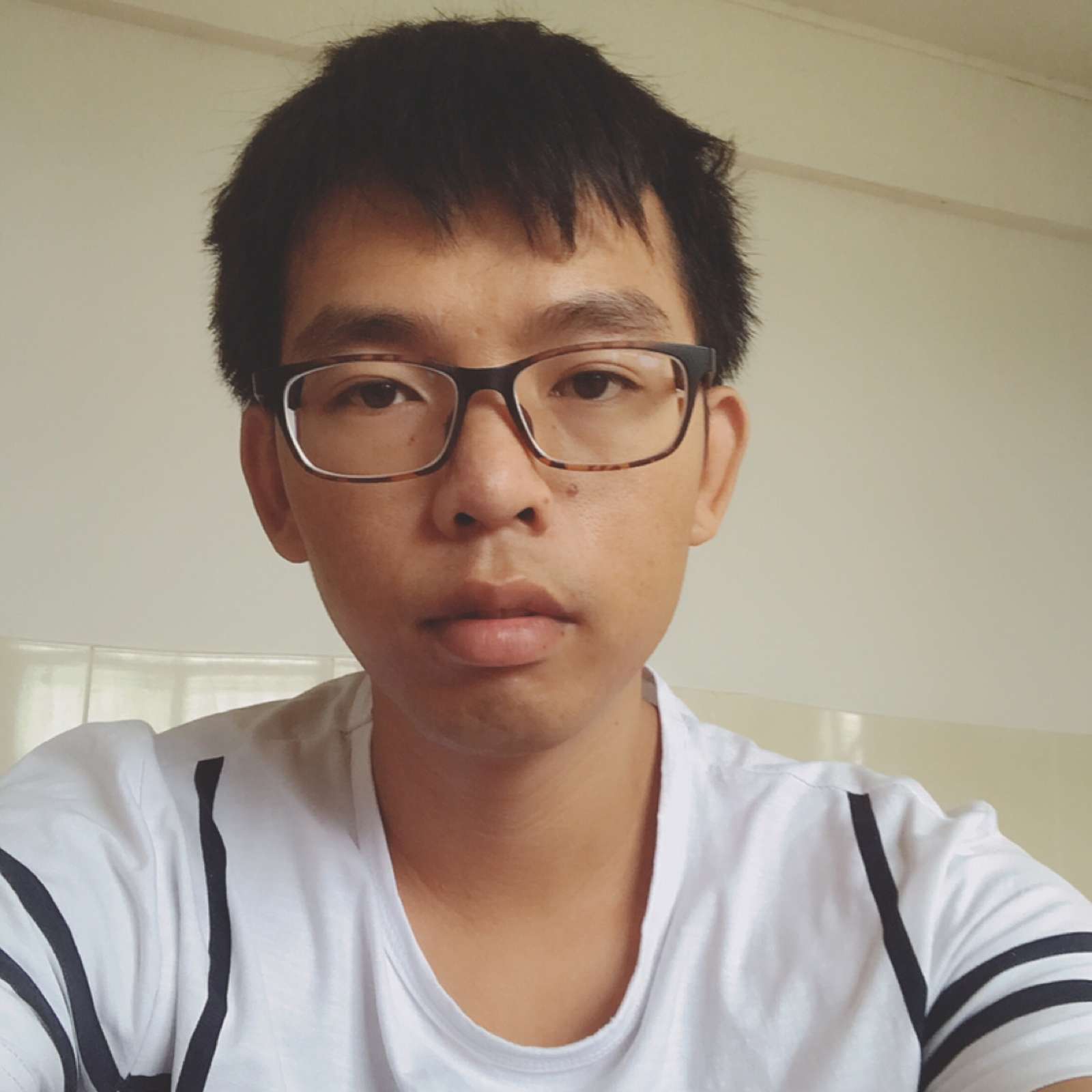 谁改变小伙的照片