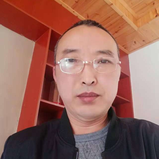 老实保卫琉璃的照片