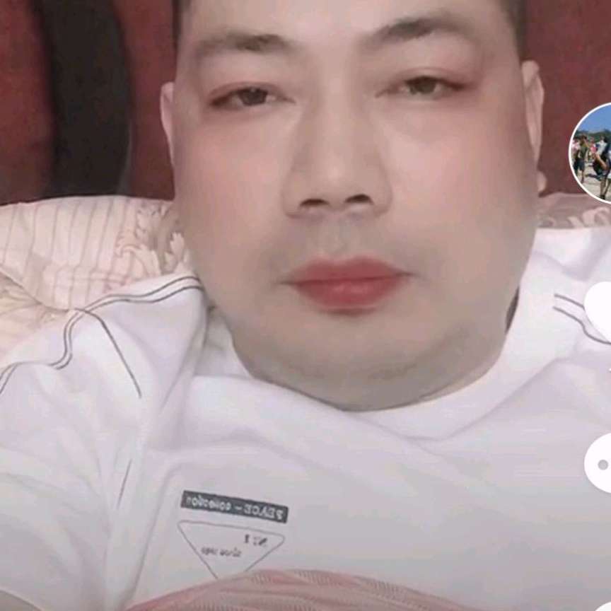 毛豆那默默的照片
