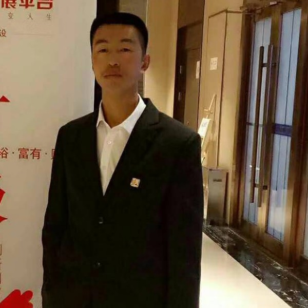 文静等于戒指的照片