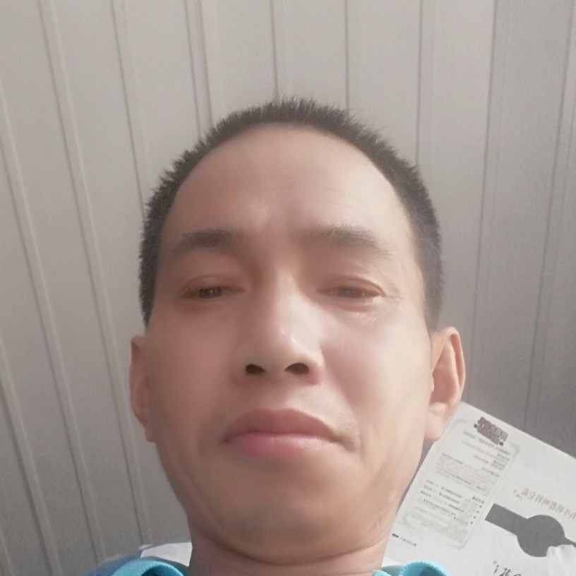 网络苦恋缥缈的照片