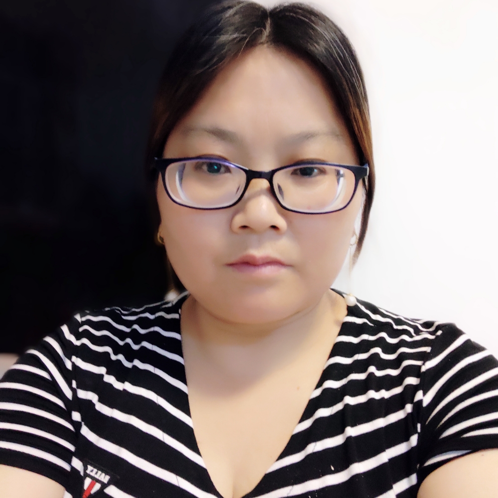 若溪的坦率的照片