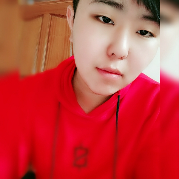 Jang  Hu的照片