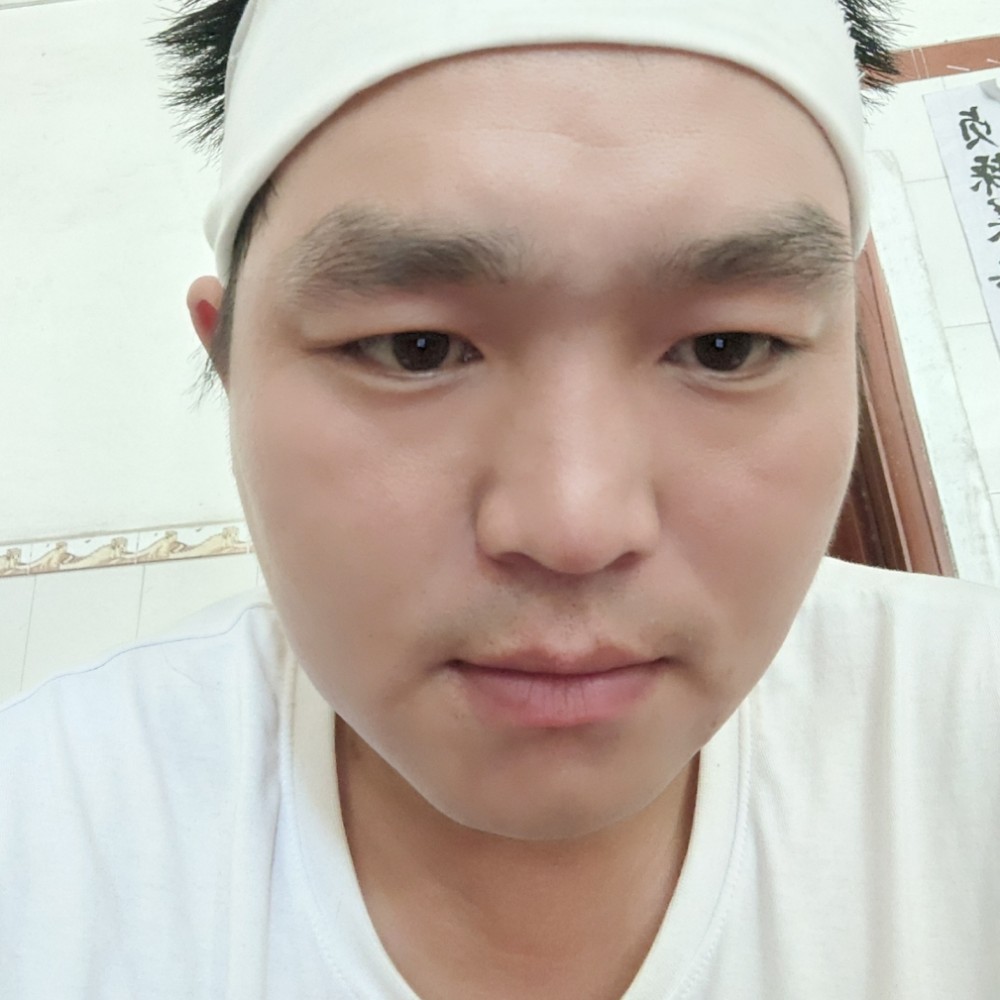 稳重有薯片的照片