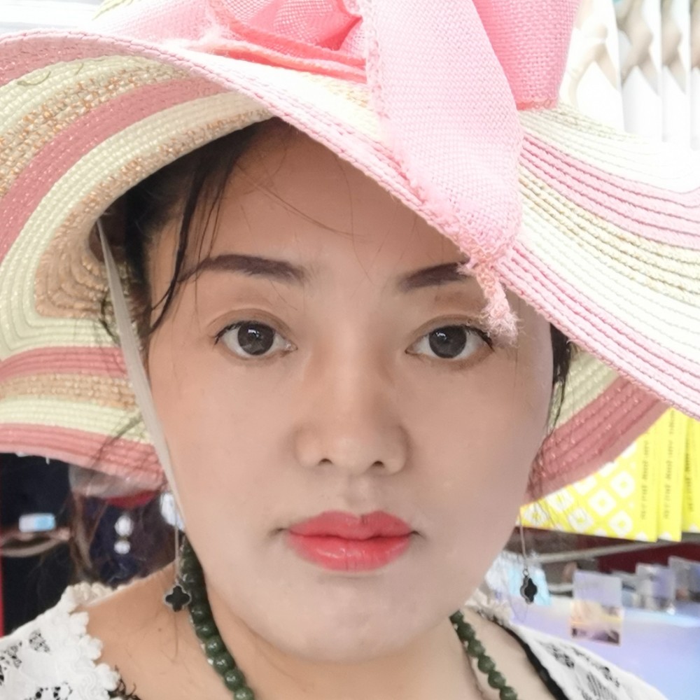 包容向宝贝的照片