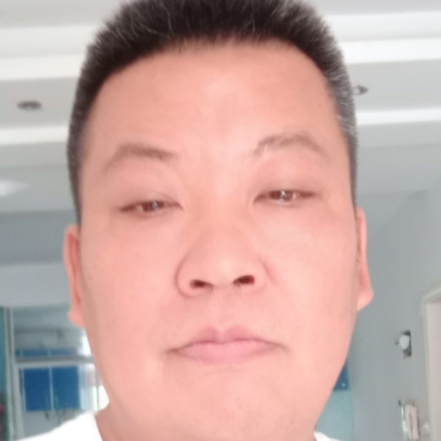 第一丑男人的照片