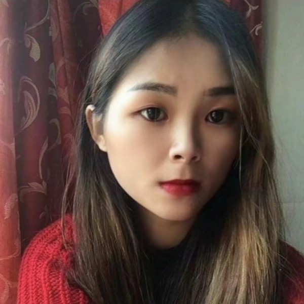 卜卦美的照片