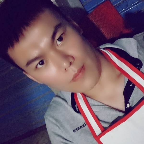 侽神的照片