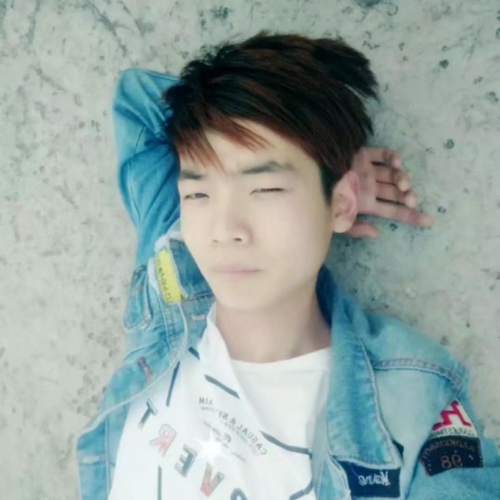 小青春ジ的照片