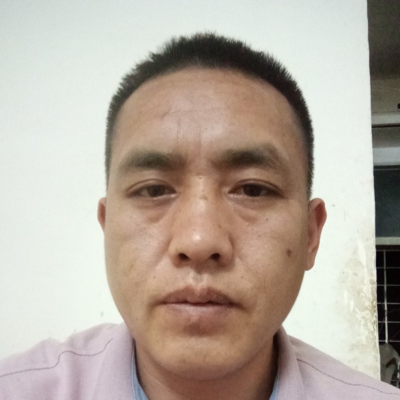 无声优伤的照片