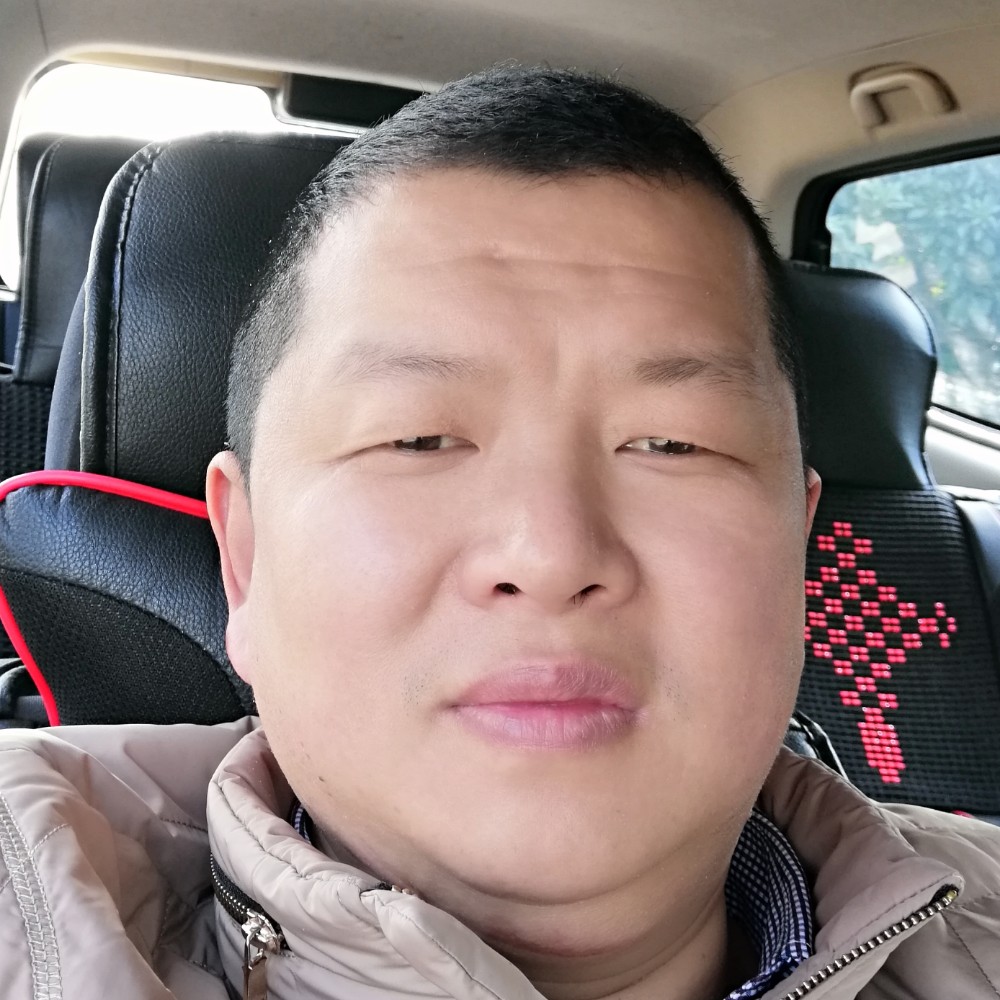 衬衫愉快的照片