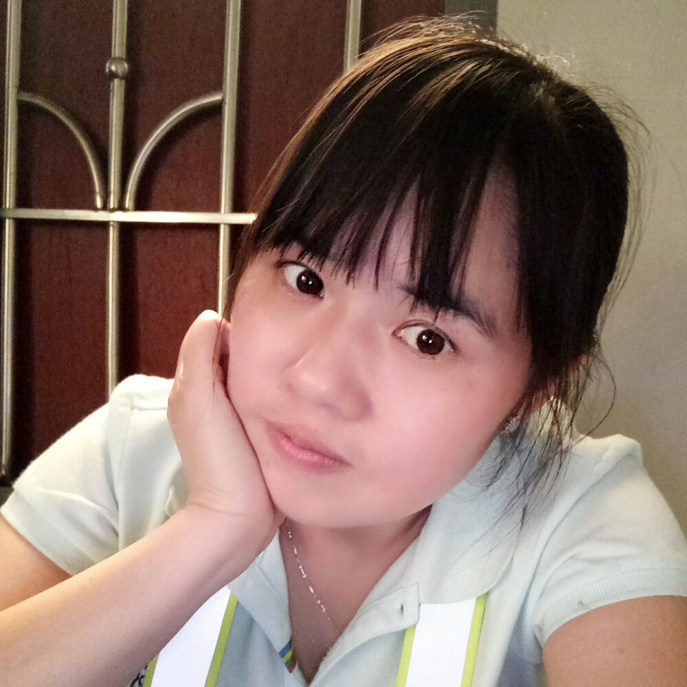 顺心的路人的照片