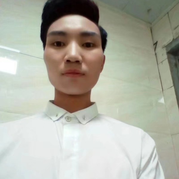 阳光明星的照片