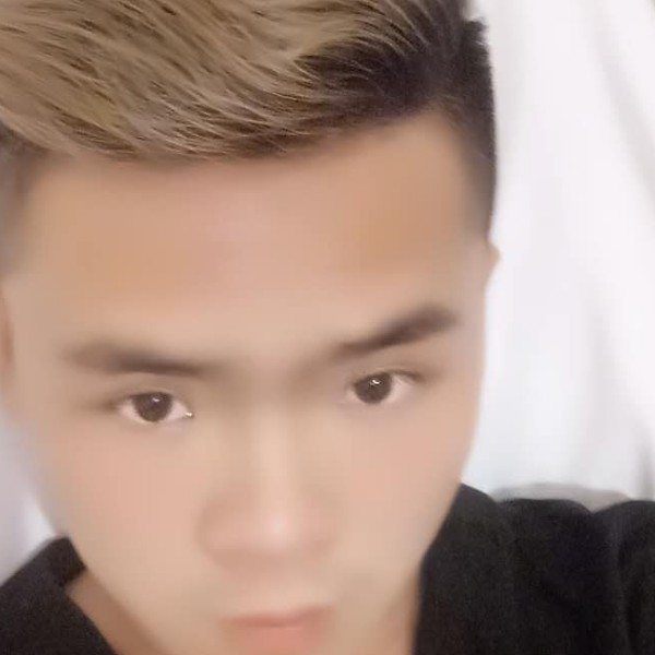 墨镜漫步深情的照片