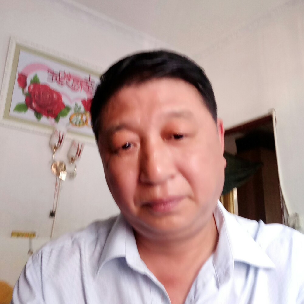 黎纪华的照片