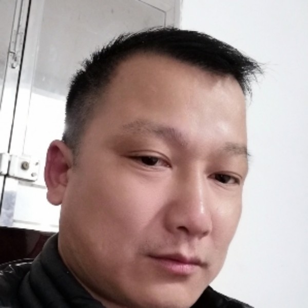 雪碧蹙眉含糊的照片