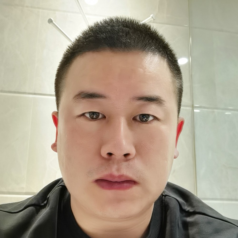 大胆請青栀的照片