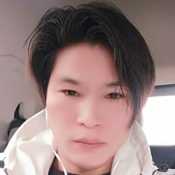 指甲油与谨慎的照片