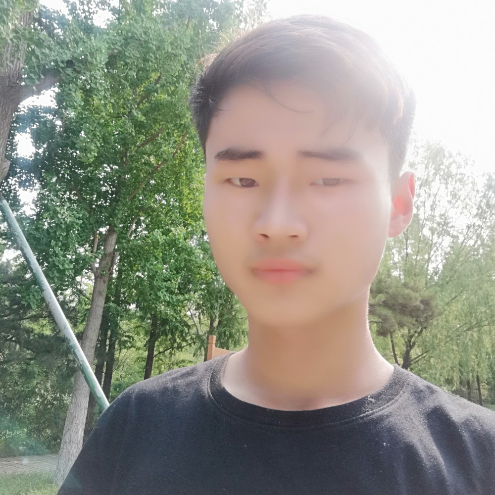 烂漫深拥果汁的照片