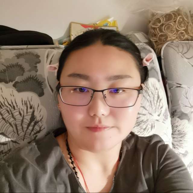 夏天善良荣儿的照片