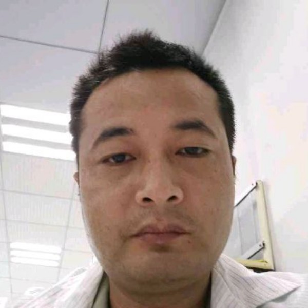 慈祥和大象的照片