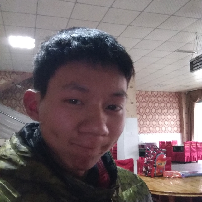 请求月老牵红线的照片